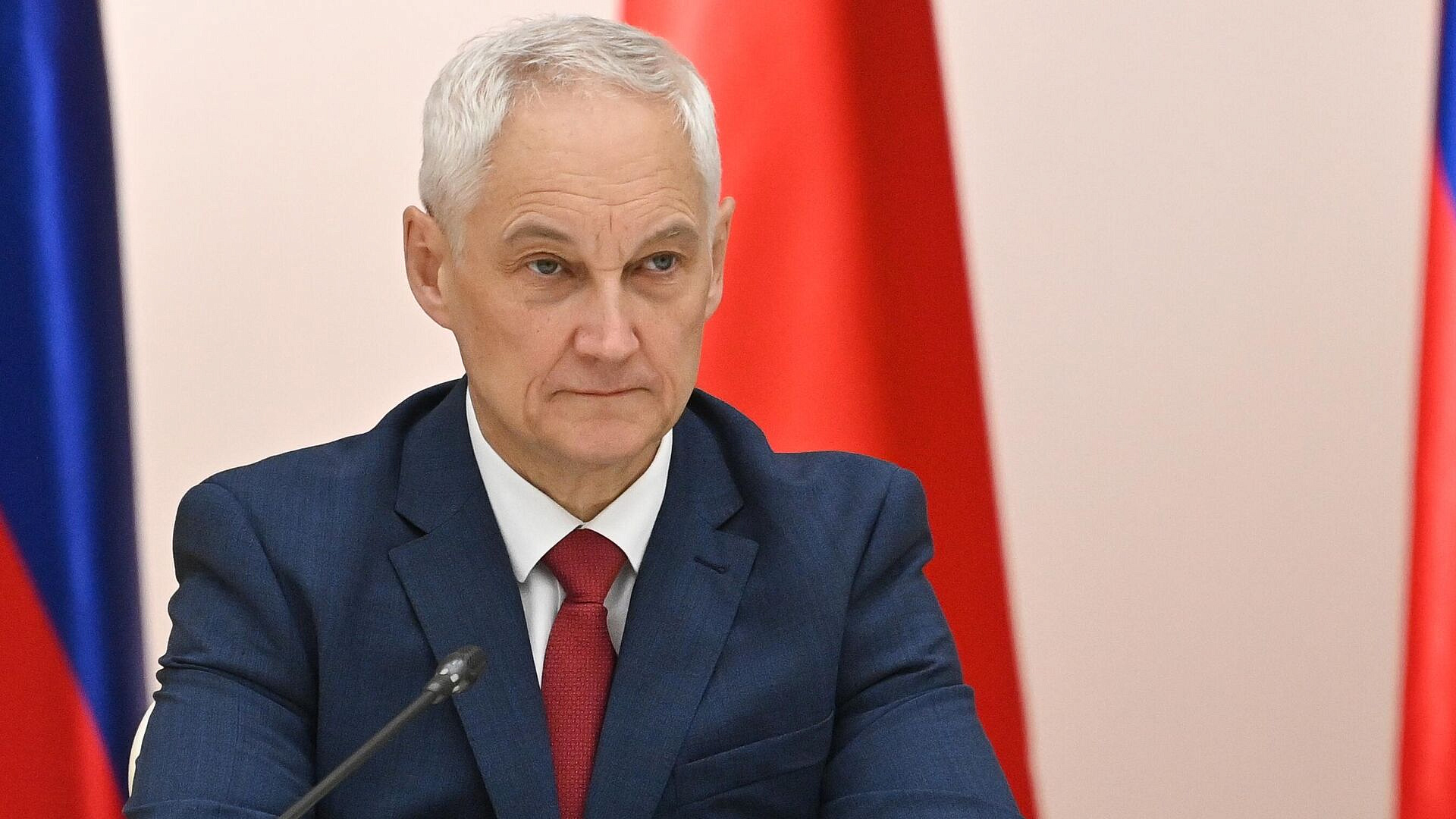 Президент Узбекистана встретился с министром обороны России