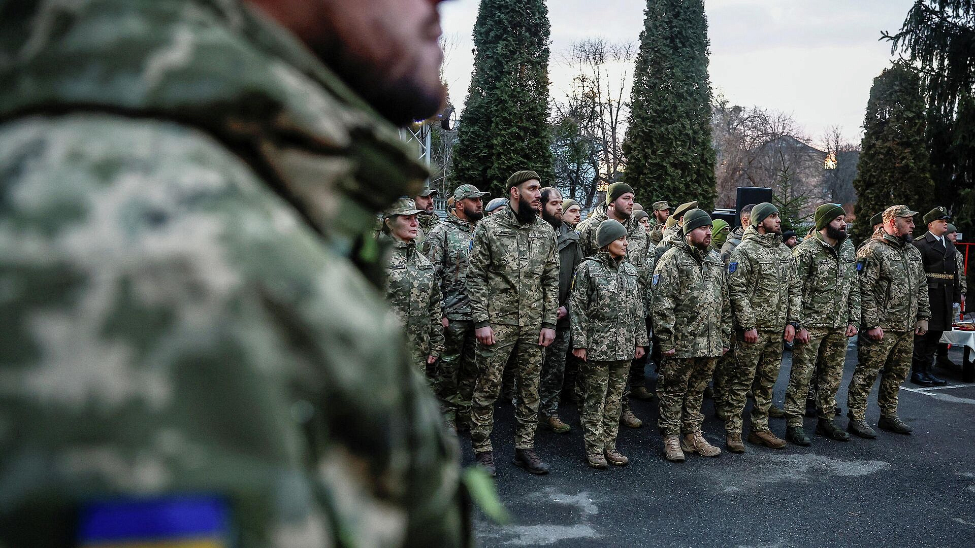 Экс-командир "Айдара"* предложил снизить призывной возраст на Украине