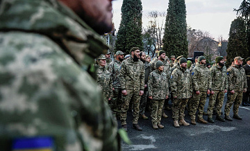 Экс-командир "Айдара"* предложил снизить призывной возраст на Украине