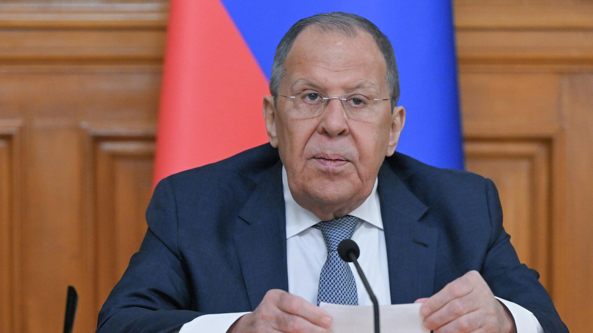 Лавров отметил важность сохранения режима прекращения огня в Иране