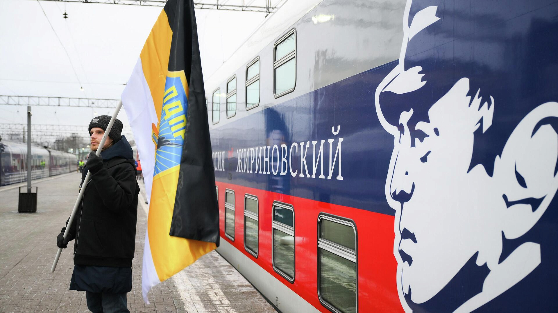 ������ ����� � ����� ������������ ���������� �� �������� ������ � �����