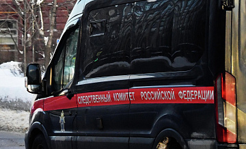 В Туве начали проверку после того, как на аттракционе зажало двух человек