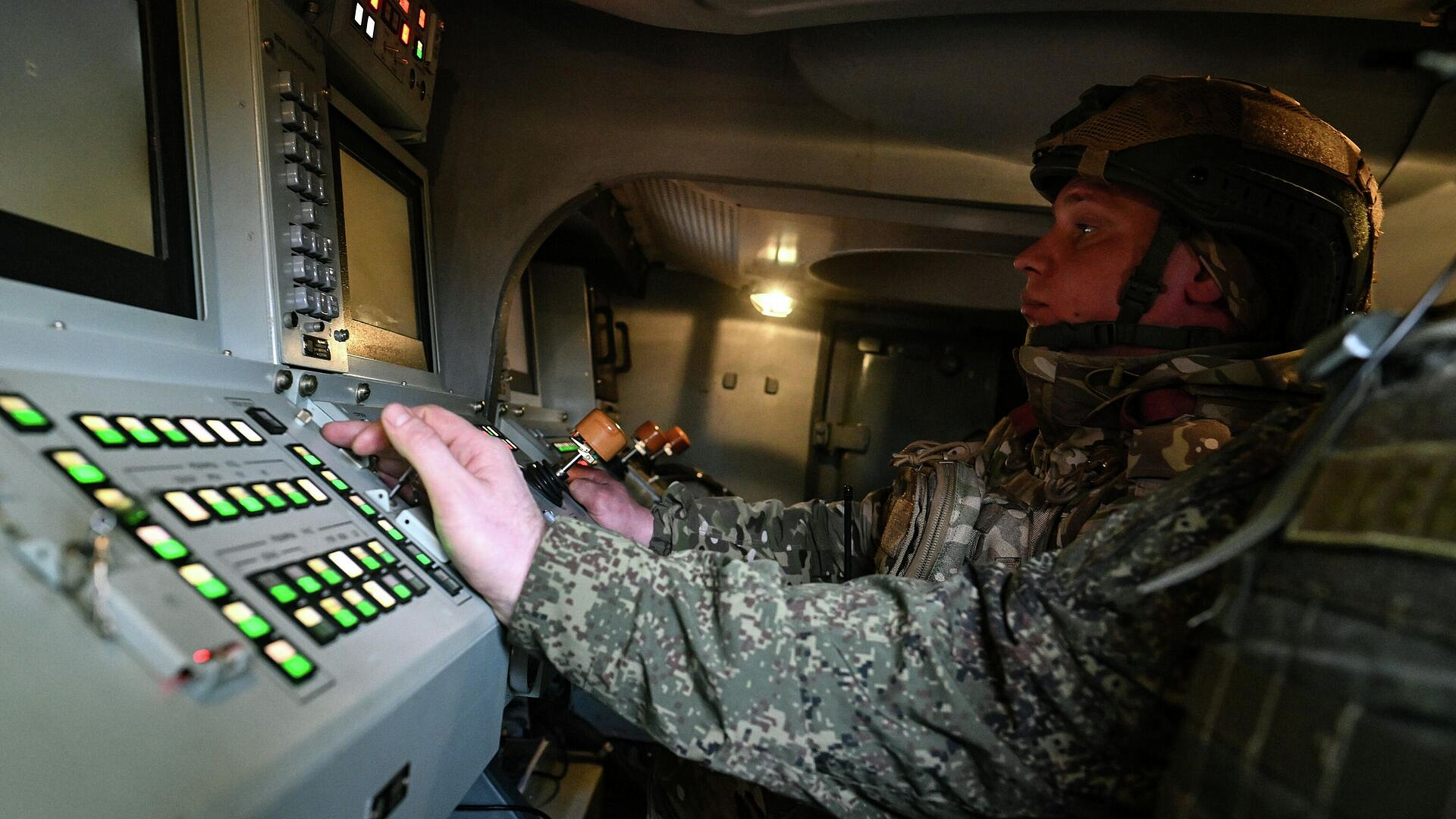 ПВО сбила два беспилотника, летевших на Москву