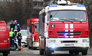 В бизнес-центре Turas на юго-востоке Москвы горят товары на складе
