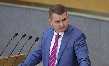 Глава комитета Госдумы Нилов решил не переизбираться, заявил Володин