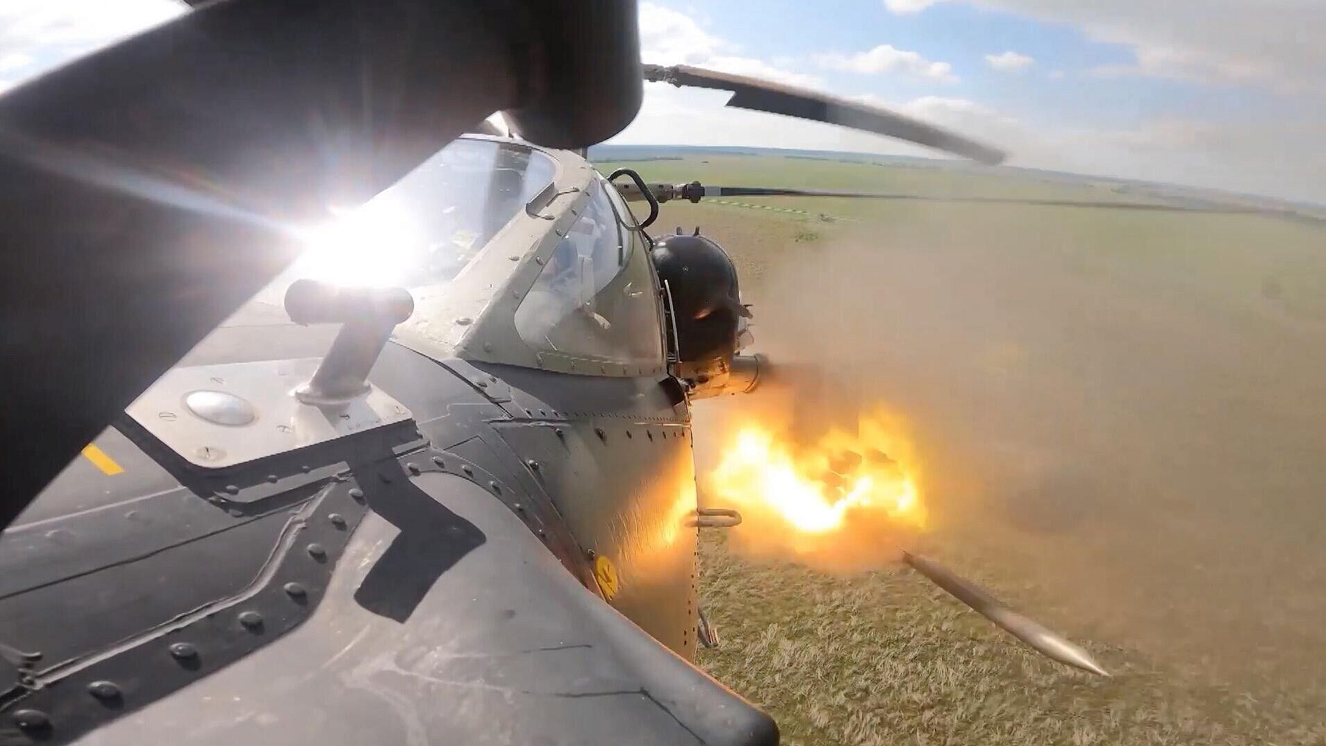 В Курской области вертолет Ка-52 нанес удар по ВСУ