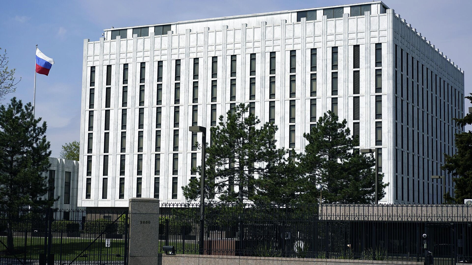 В посольстве России в США назвали планы лидеров ЕС и НАТО