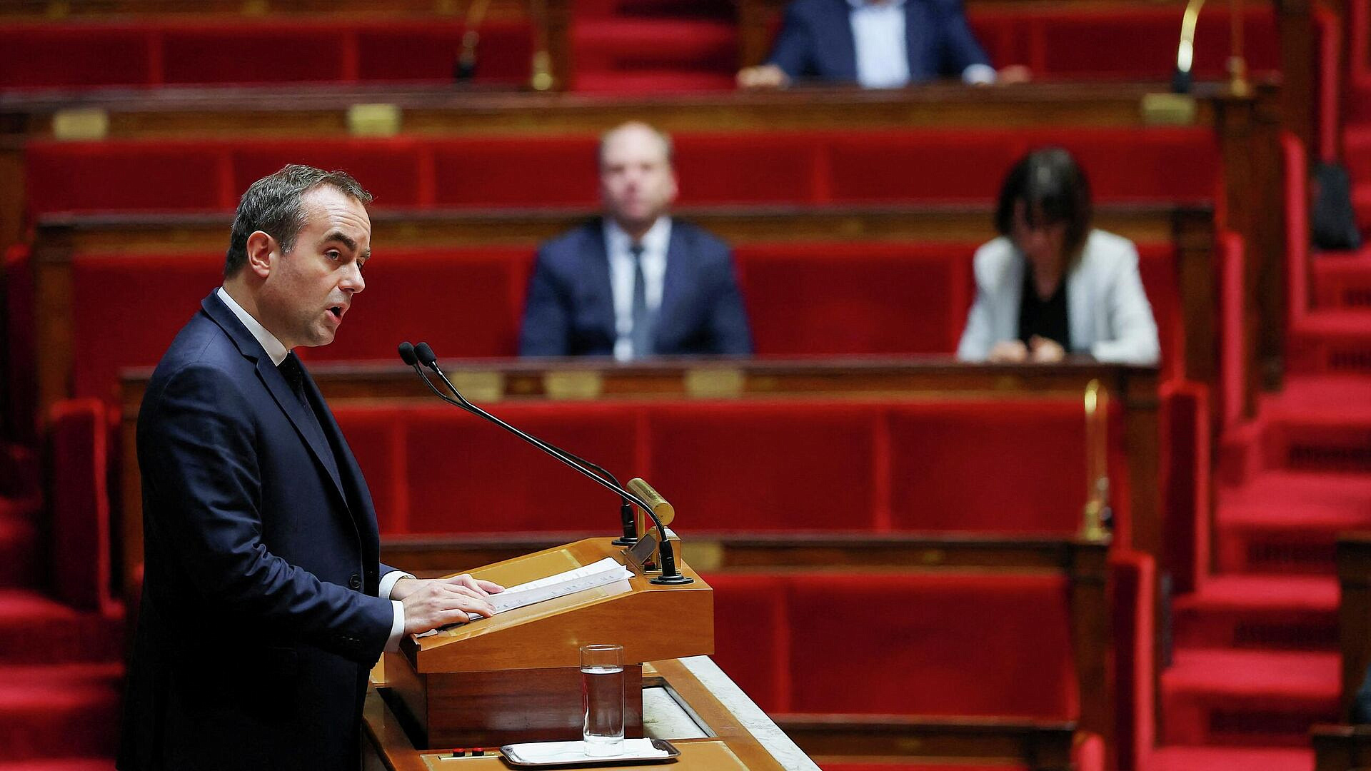 �� ������� �������� ��������� ������ �� ���� ����� ��������� �������������