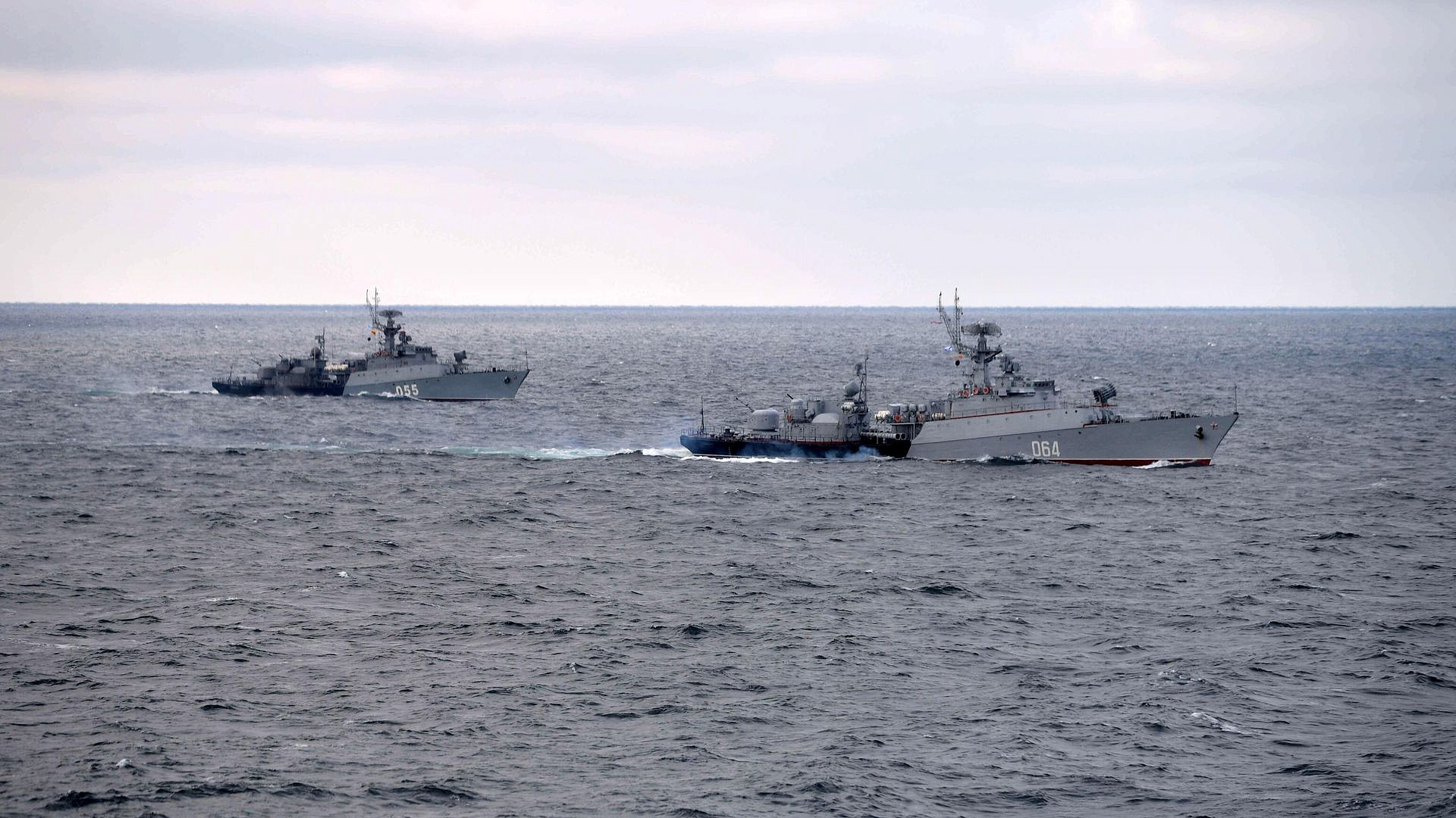 ВС России уничтожили патрульный катер в Чёрном море