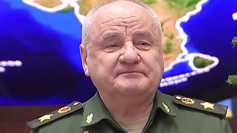 Экскурсовод парка "Патриот" подал в суд на экс-замглавы Минобороны Попова