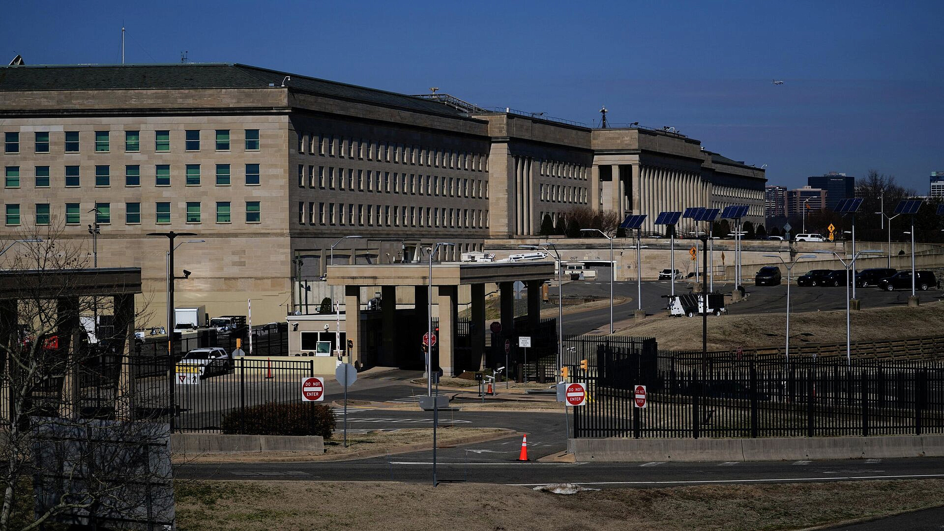 США могут отправить на Ближний Восток десантников, сообщили СМИ