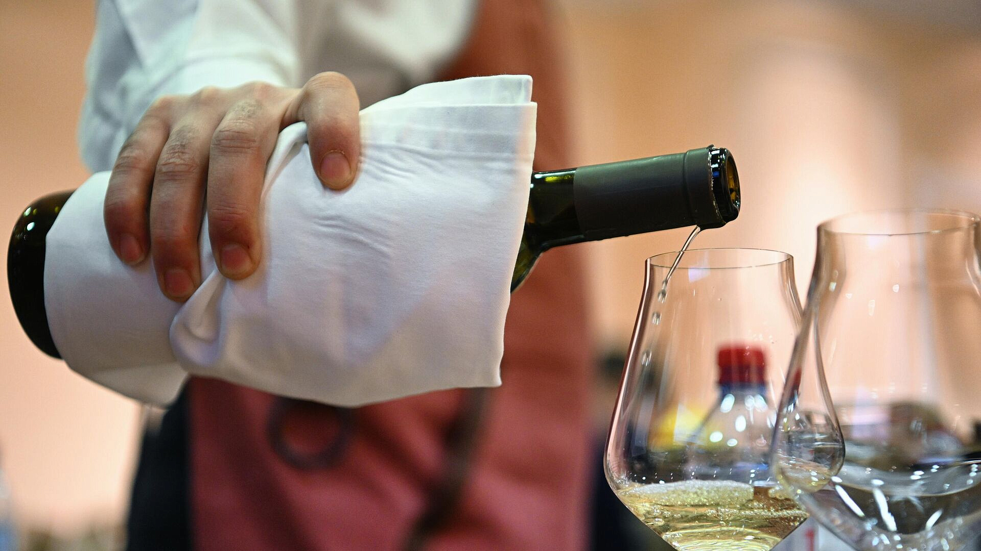 Французские виноделы теряют российский рынок, рассказали в АВВР