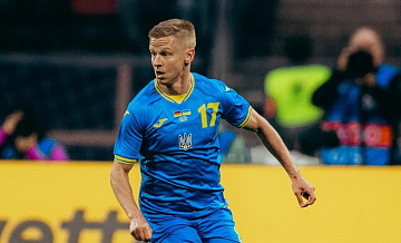 Украинский футболист "Аякса" Зинченко пропустит остаток сезона из-за травмы