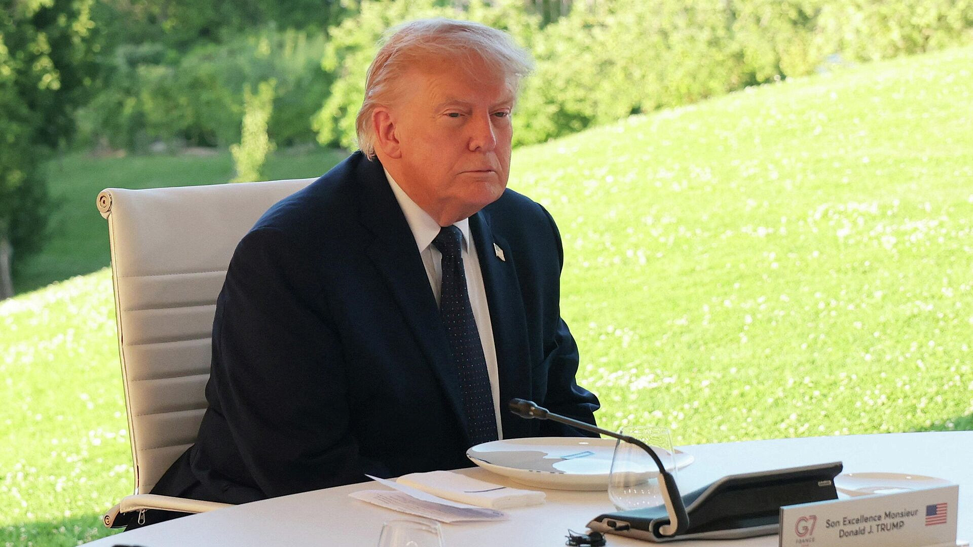 Зеркальный пруд в Вашингтоне снова отремонтируют, заявил Трамп