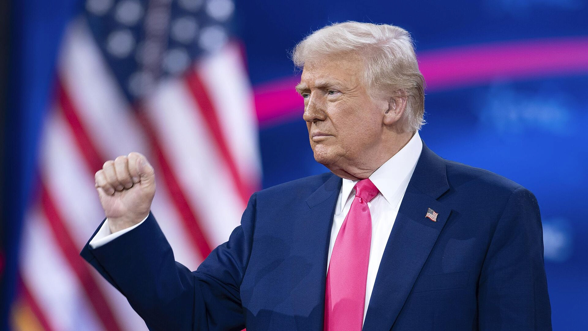 Трамп ликвидирует базу для поставок вооружения Украине