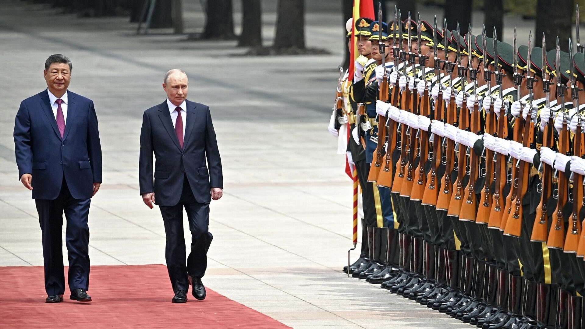 В Кремле рассказали о значимости контактов Путина и Си Цзиньпина