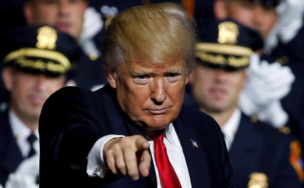 Трамп пытается запугать венесуэльских военных