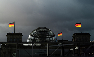 В Германии потребовали закрыть офис службы иммиграционного контроля США