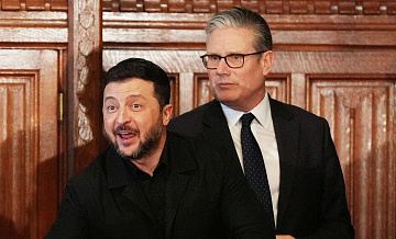 В файлах Эпштейна нашли коллаж с Зеленским, Стармером и Макроном в постели