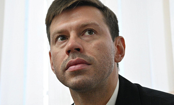 Суд прекратил дело против футболиста Смолова