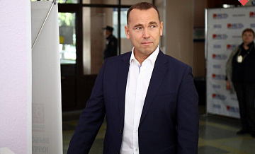 На выборах главы Курганской области лидирует Шумков