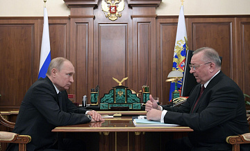 Путин поздравил главу "Транснефти" с юбилеем