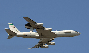 "Летающий радар" ВВС США кружит вблизи Персидского залива