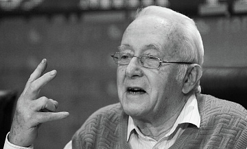 Прощание с историком Медведевым пройдет 17 февраля