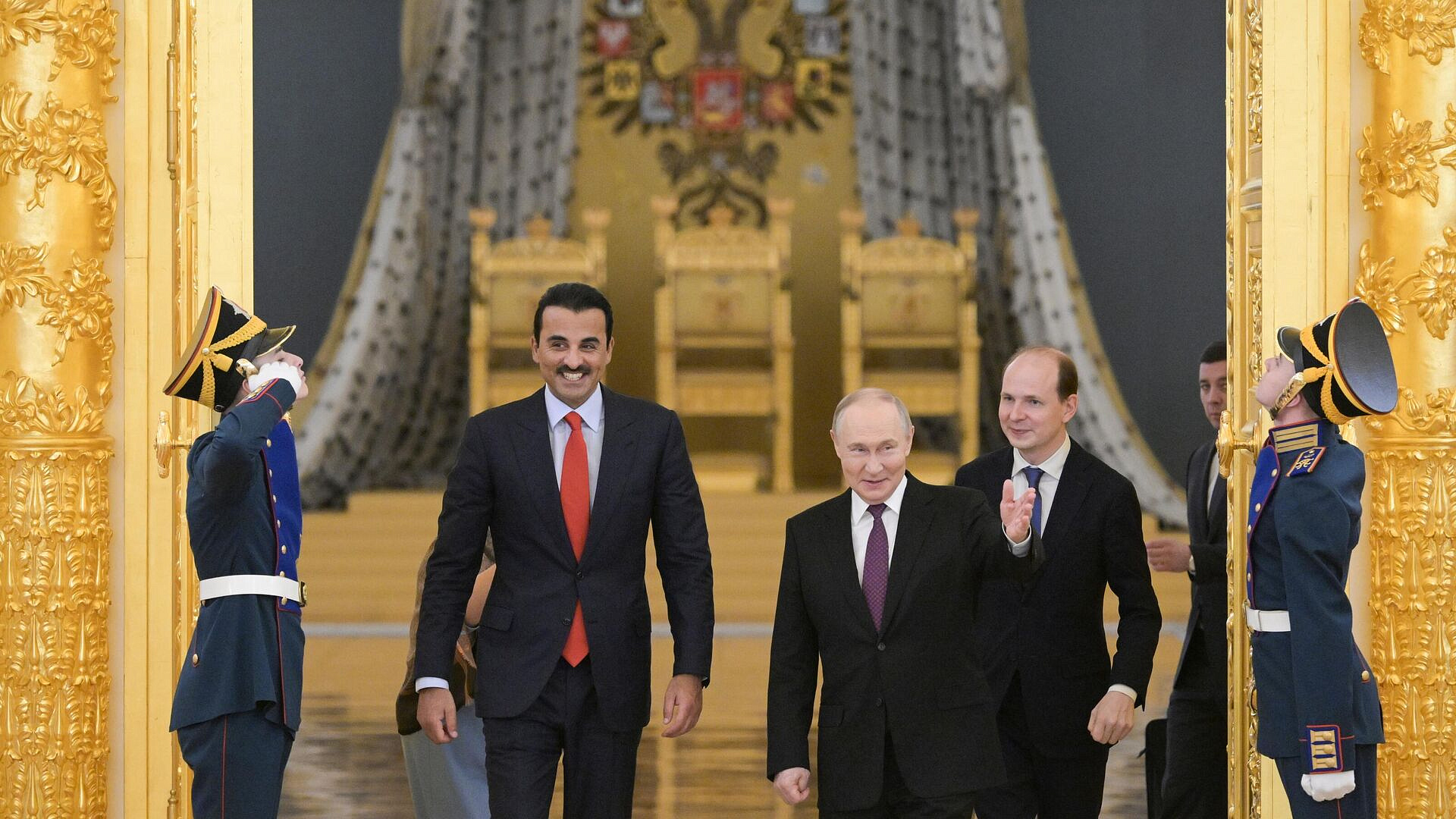 Эмир Катара выразил надежду на визит Путина в страну Эмир Катара выразил надежду на визит Путина в страну