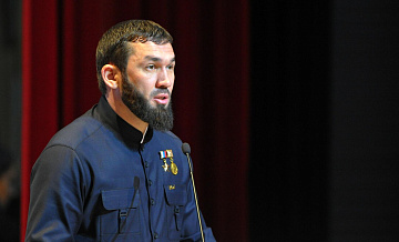 Кадыров прокомментировал отставку спикера парламента Чечни Даудова