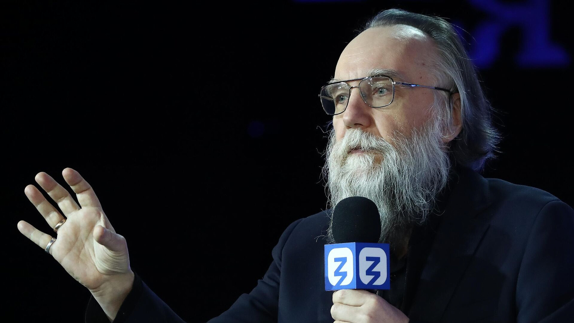 Политолог: Трамп стремится к перемирию с Россией