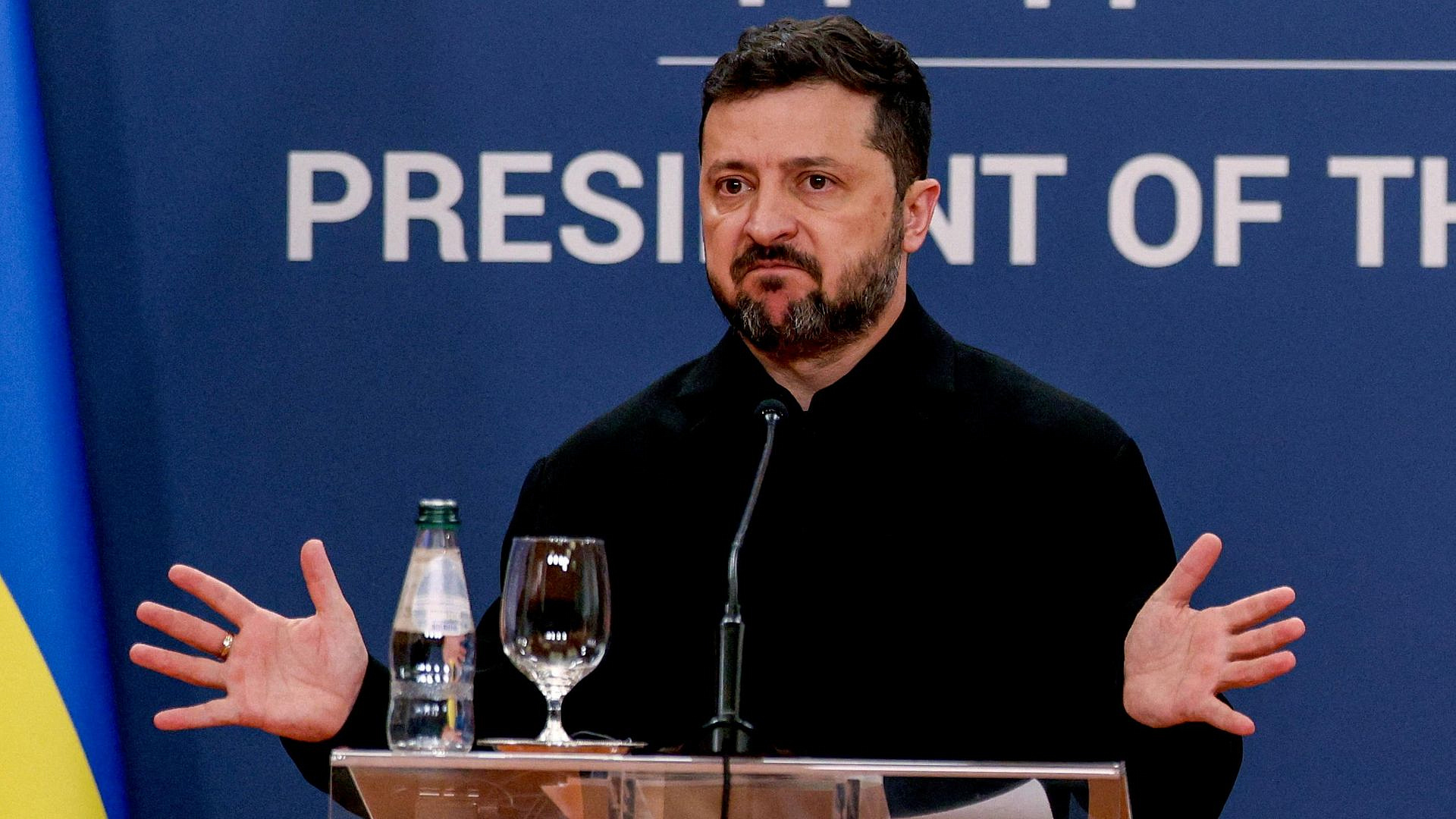 На Украине назвали человека, открывшего новый фронт борьбы с Зеленским