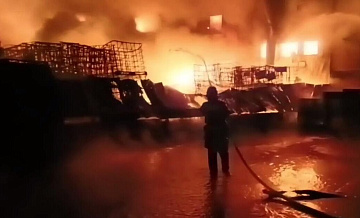 Во Владимире ликвидировали открытое горение на складе