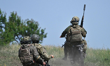 Белорусский музыкант приехал в зону СВО поддержать бойцов на передовой Белорусский музыкант приехал в зону СВО поддержать бойцов на передовой
