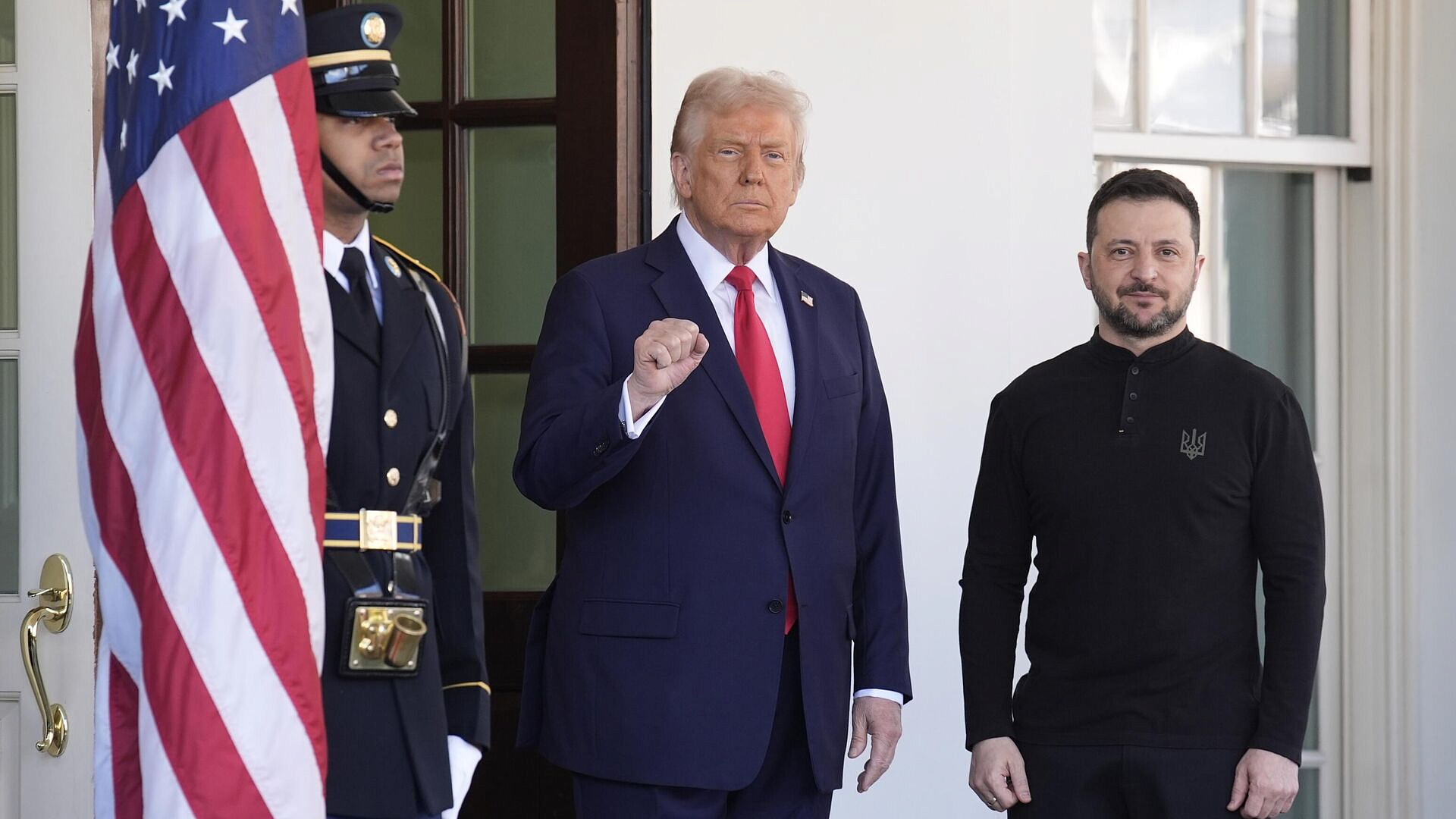 СМИ: окружение Трампа недолюбливает Зеленского из-за Байдена