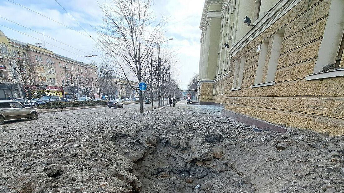 Французская ассоциация SOS Donbass доставила гумпомощь в Донбасс Французская ассоциация SOS Donbass доставила гумпомощь в Донбасс