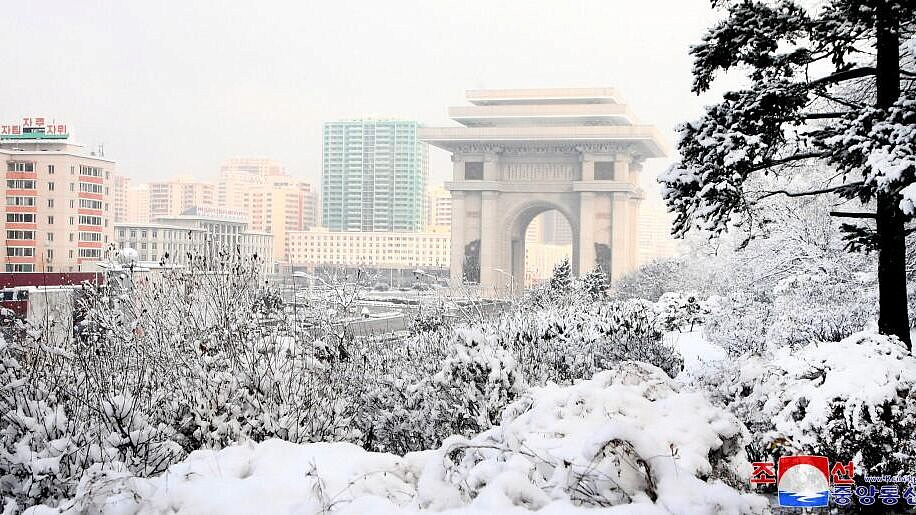 КНДР будет твердо защищать свое право на суверенитет, заявили в МИД