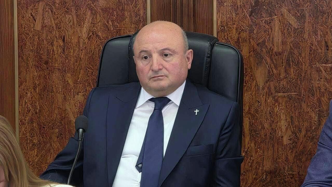 Против мэра Гюмри возбудили новое уголовное дело