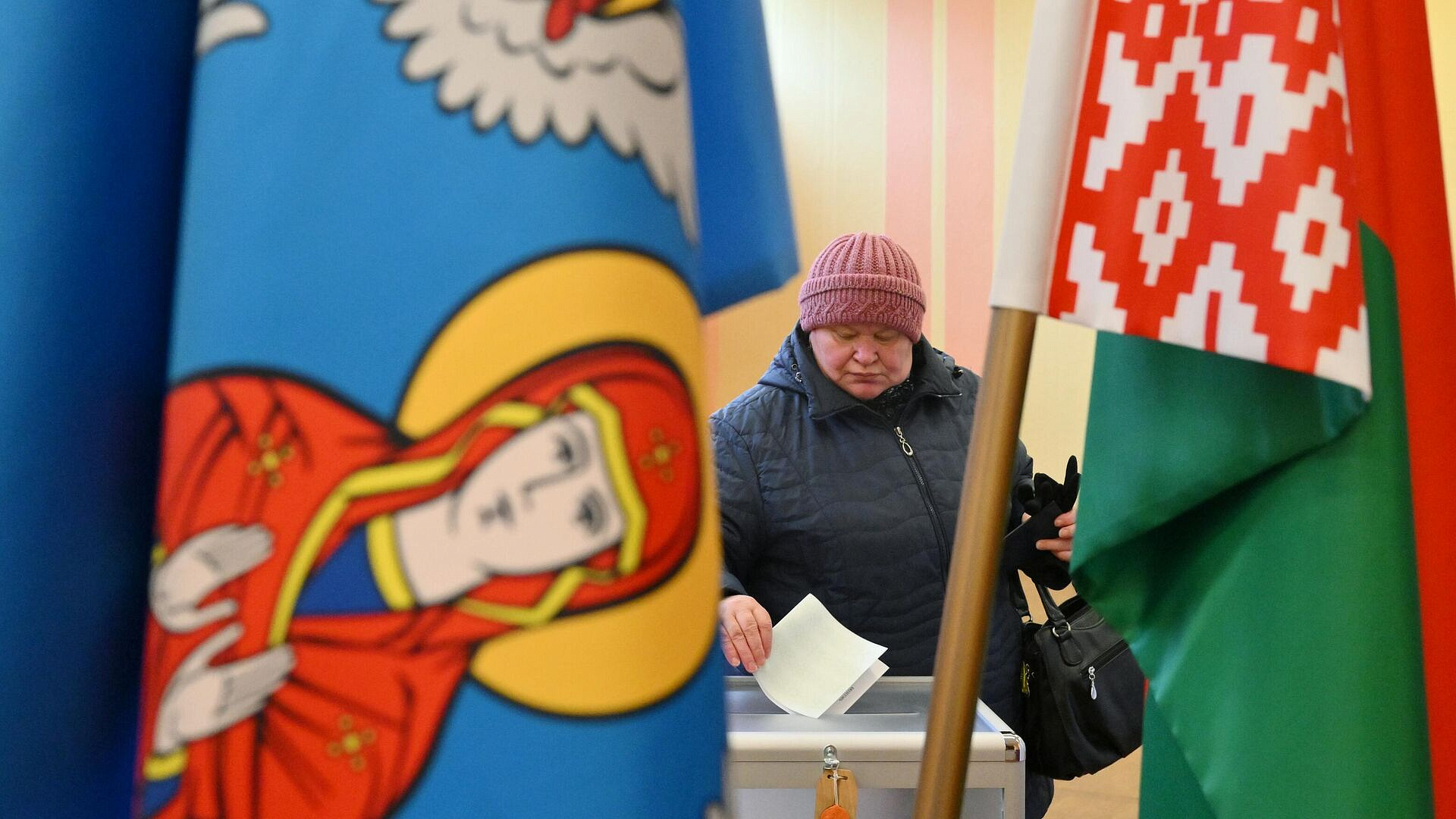 Посол Белоруссии предложил комментировать выборы на Западе