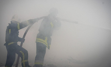 В Днепропетровске в четвертый раз за час прогремели взрывы