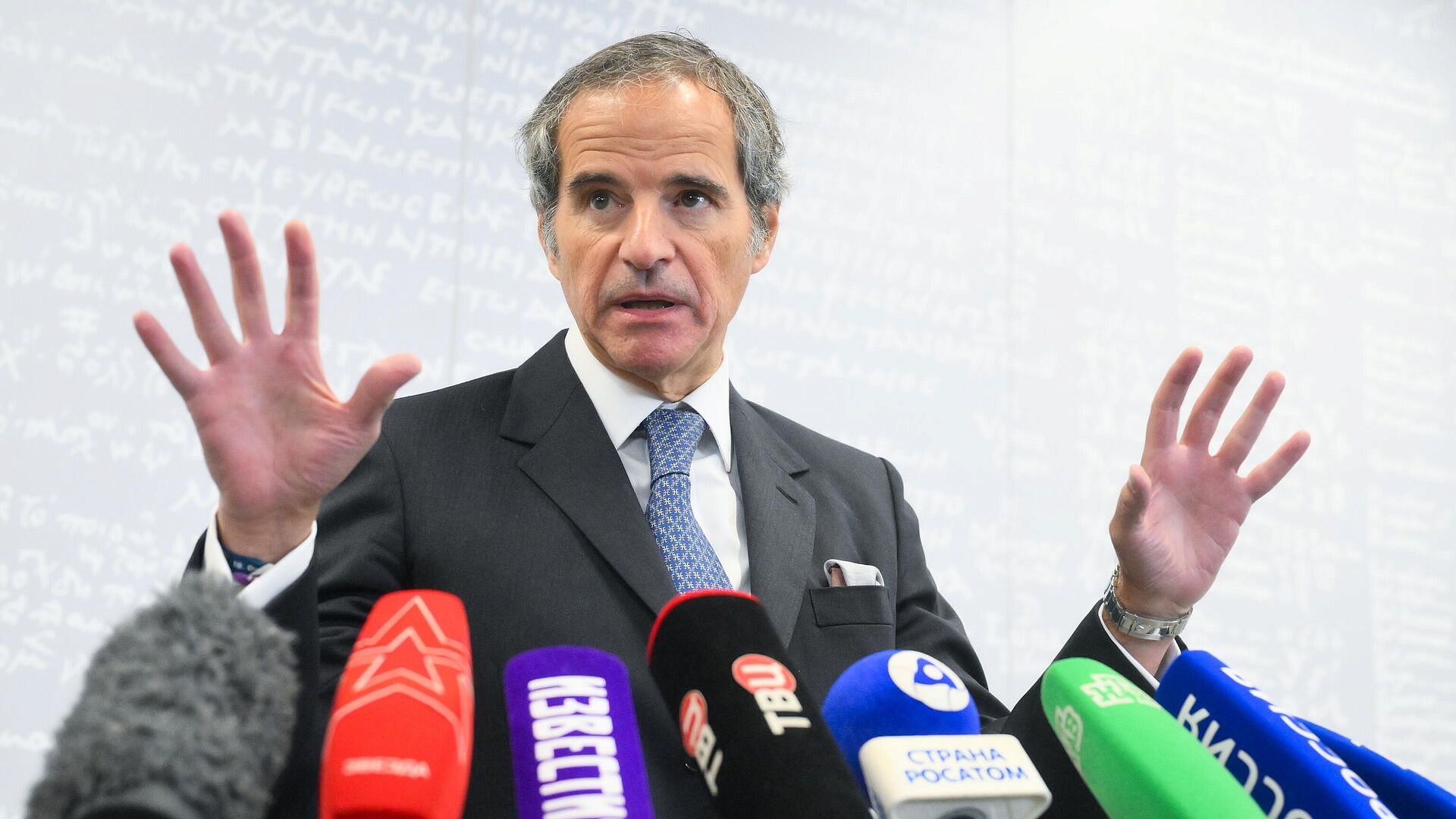 Гросси заявил, что обсуждал маршрут ротации на ЗАЭС с Зеленским