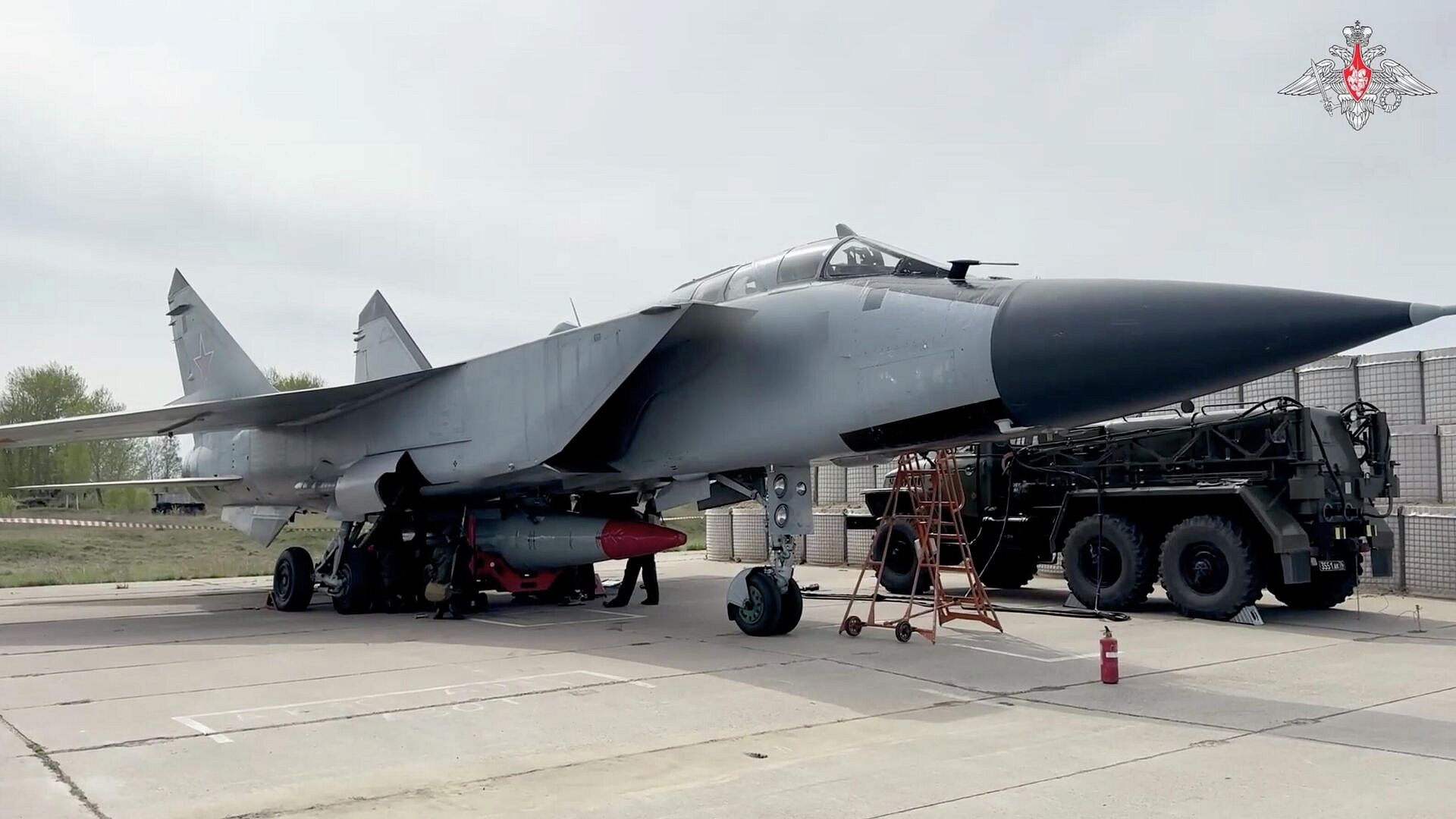 Минобороны: к тренировке привлекался МИГ-31, осуществивший пуск "Кинжала"