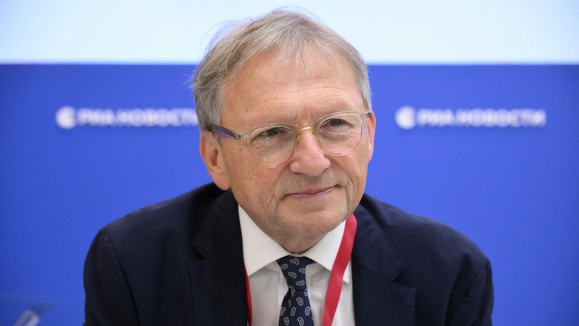 Титов заявил, что китайские машины лучше европейских Титов заявил, что китайские машины лучше европейских
