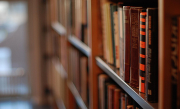 Писатель рассказал, какие книги читают бойцы СВО