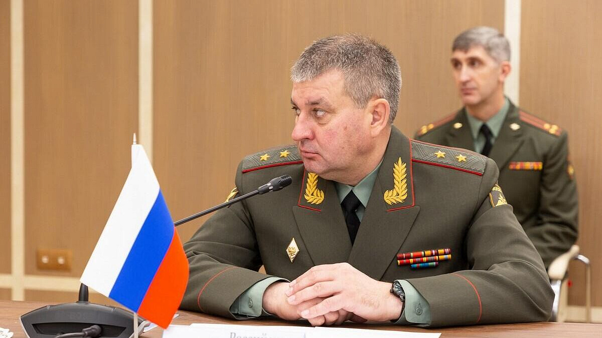 Суд рассмотрит жалобу на продление ареста замглавы Генштаба Шамарина