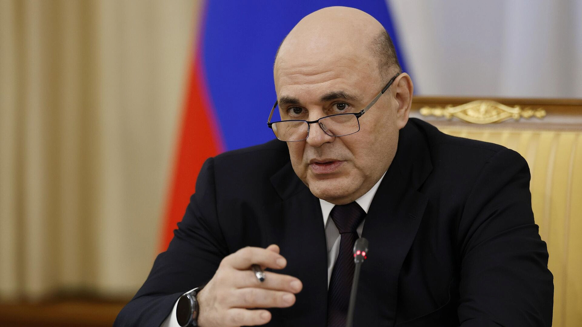 Мишустин оценил важность гражданской авиации для российских регионов