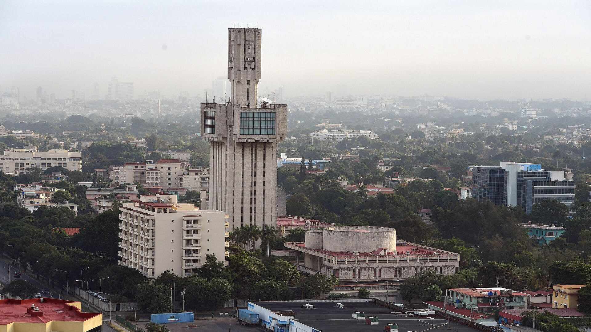 Facebook* ������ ���������� ����������� ���������� �� ����