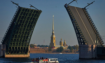 Нева в Петербурге и в непогоду не выйдет из берегов, заявил синоптик