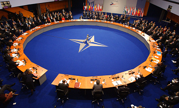 Решить проблему Украины мог бы мораторий на вступление в НАТО