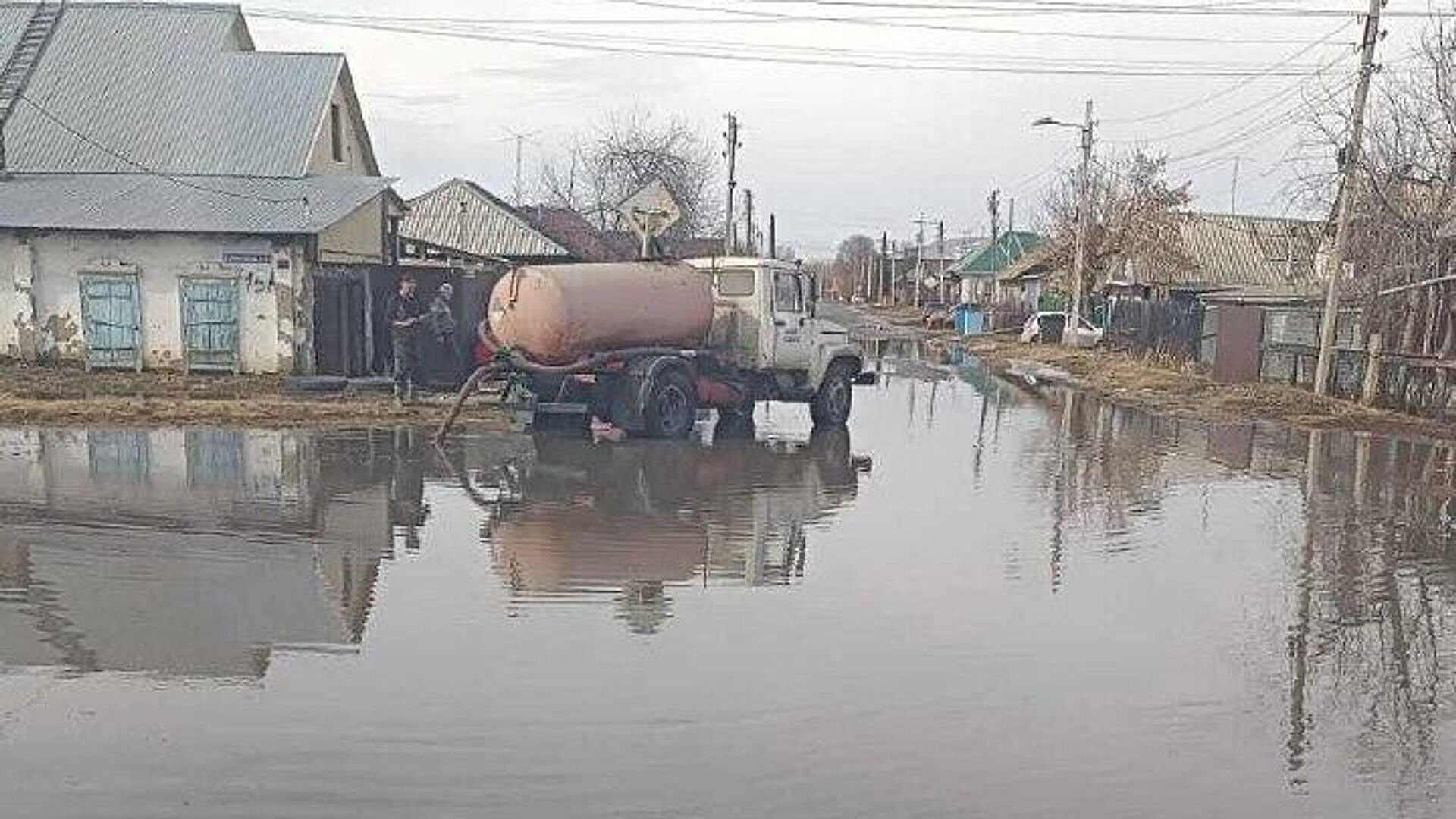 В Минусинске подтопило 13 домов, 22 человека эвакуированы